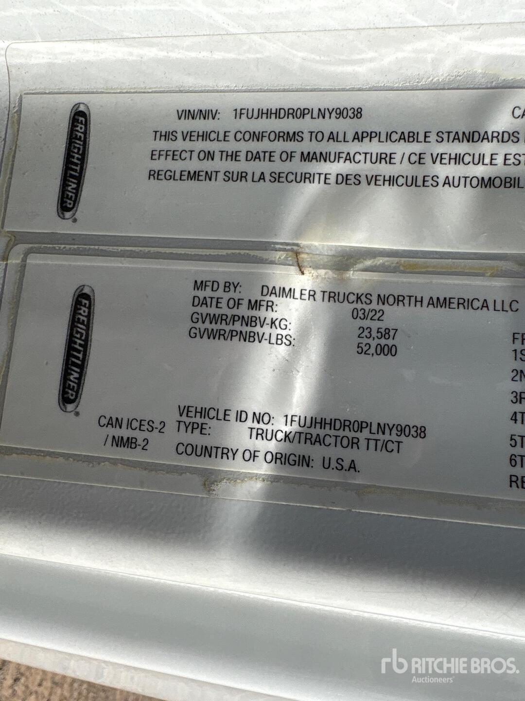 2023 Freightliner CASCADIA 126