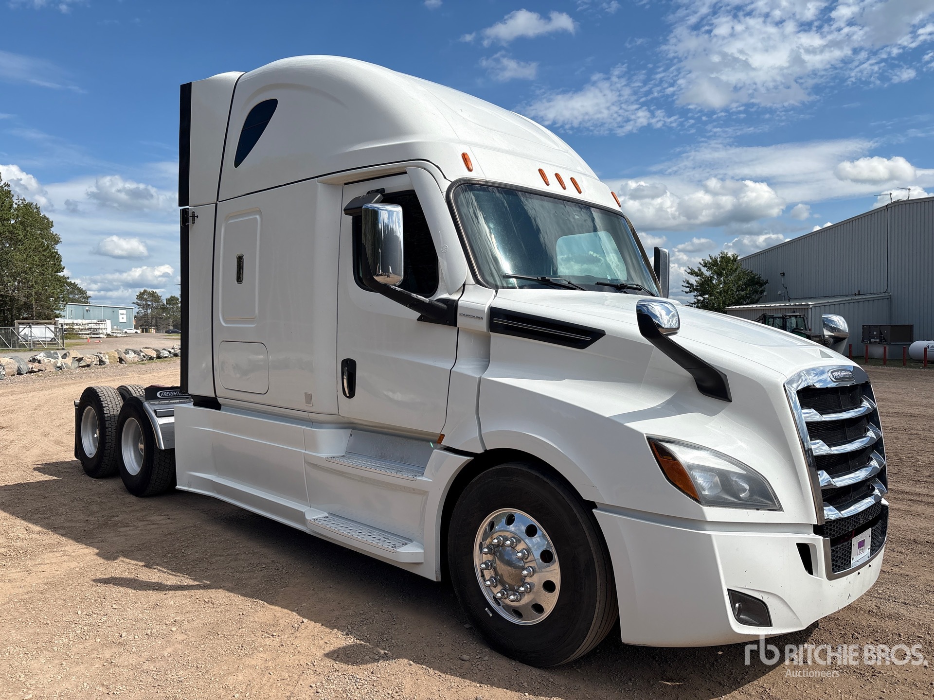 2023 Freightliner CASCADIA 126