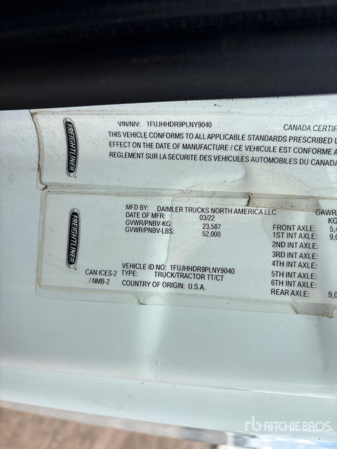 2023 Freightliner CASCADIA 126