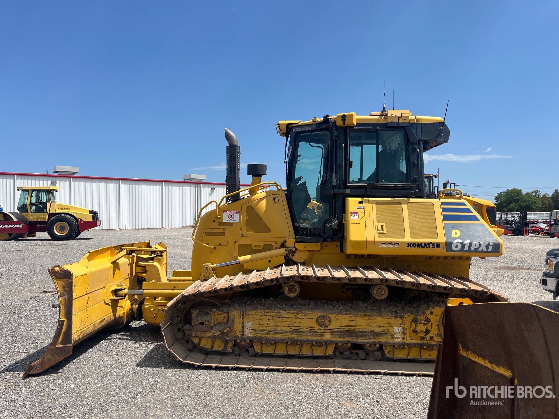 2017 Komatsu D61PXi-24