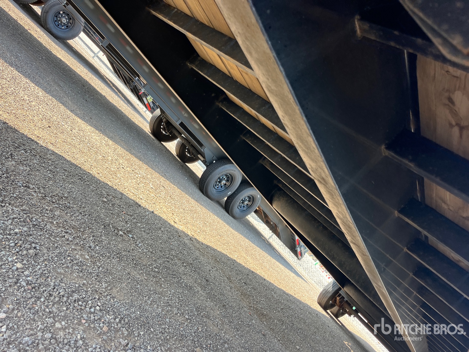 2025 Pj Trailers 40 ft T/A Gooseneck
