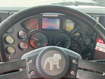 v2 Control Station - Truck Dual Operator with Wskaźniki