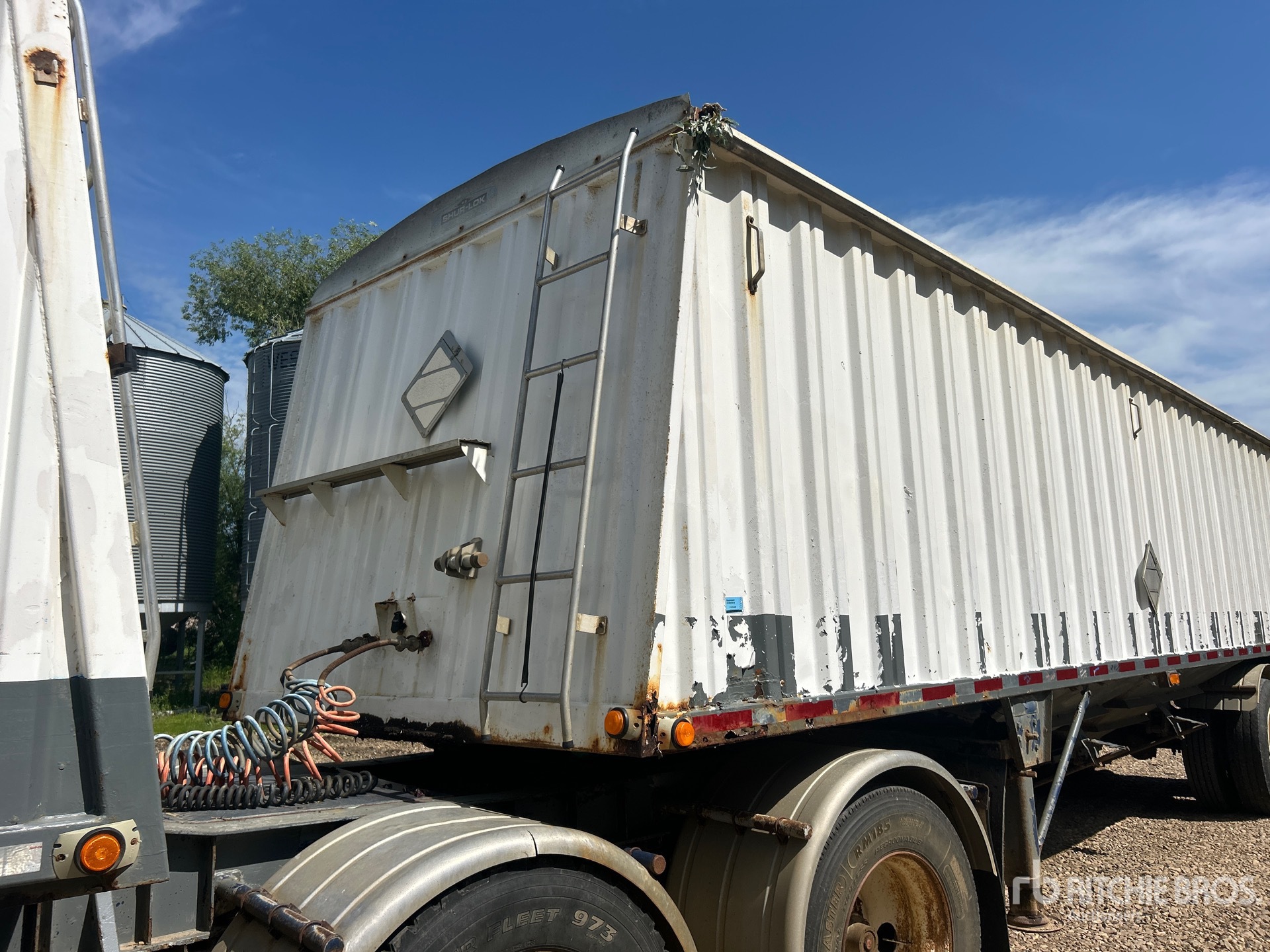 Load King  30 FT T/A SUPER B-TRAIN PUP