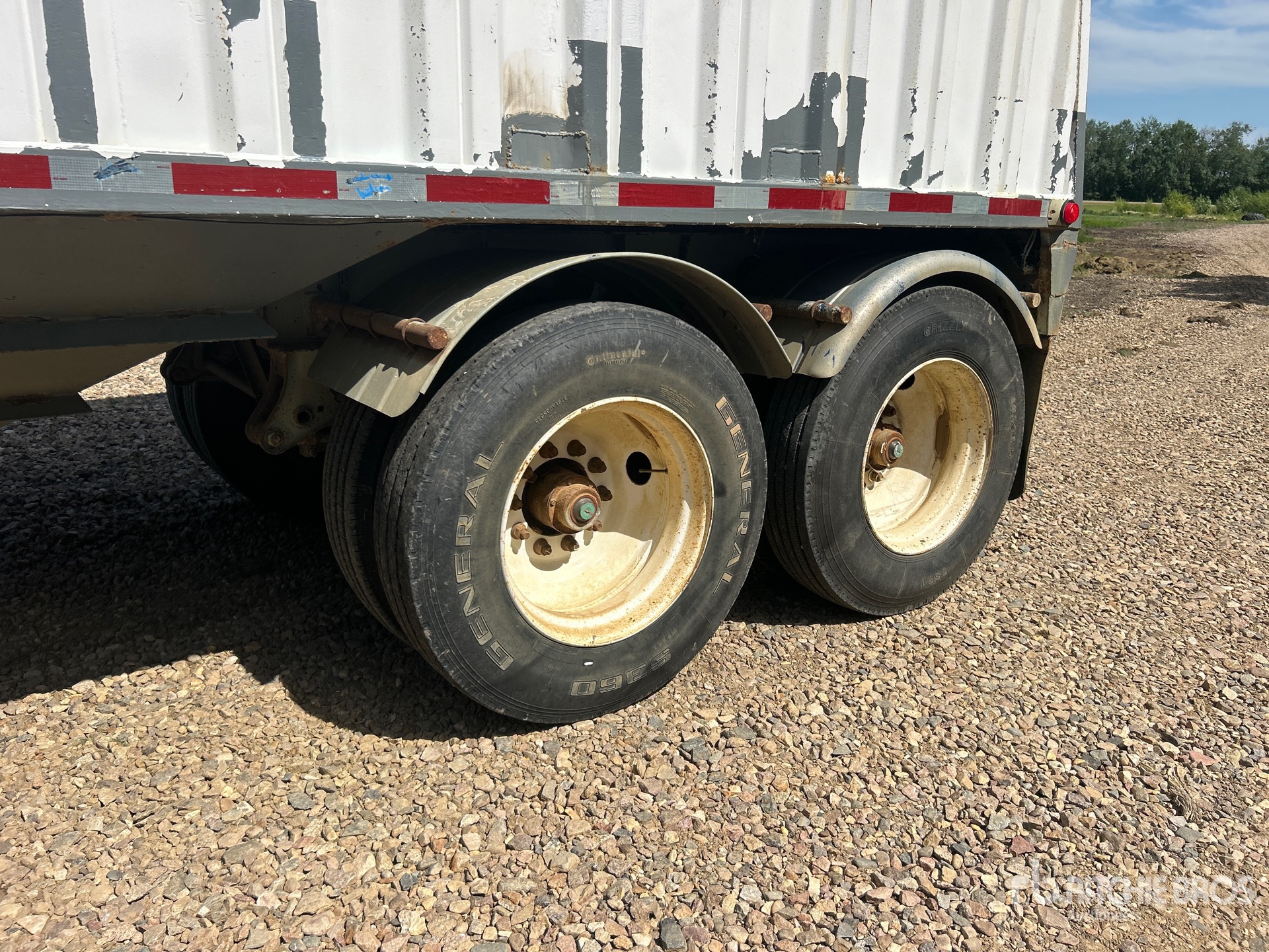 Load King  30 FT T/A SUPER B-TRAIN PUP