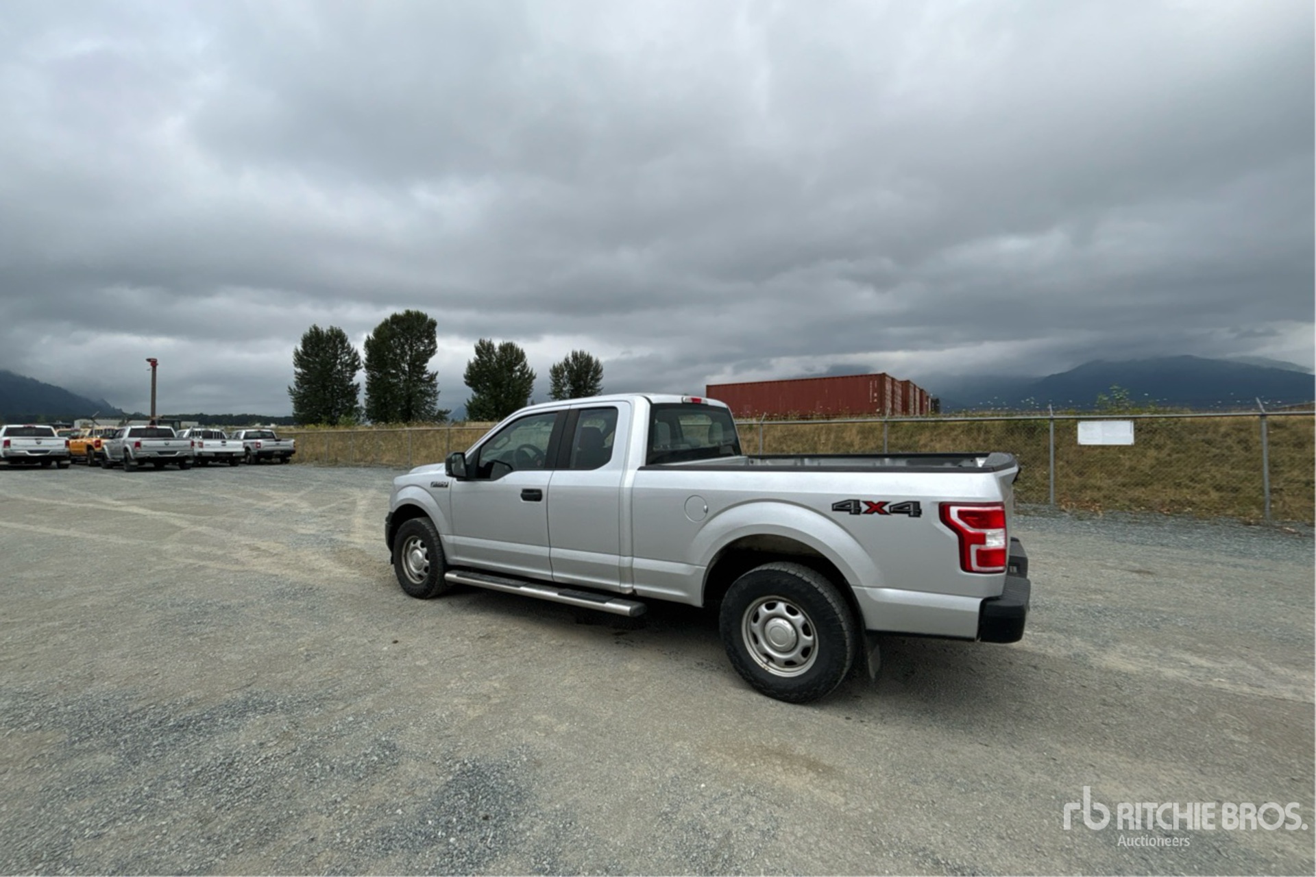 General Appearance with Picture, Left Rear Corner