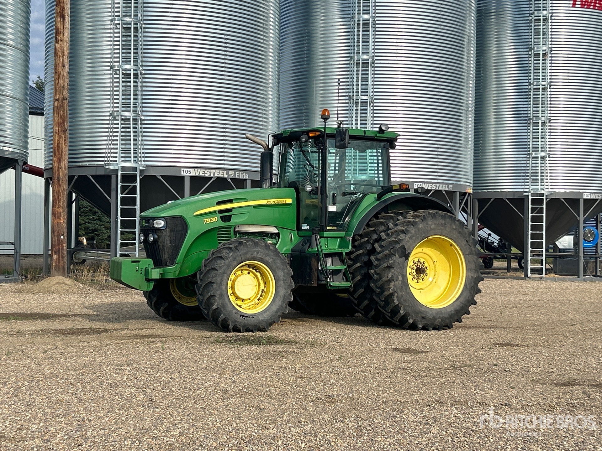 2009 John Deere 7930