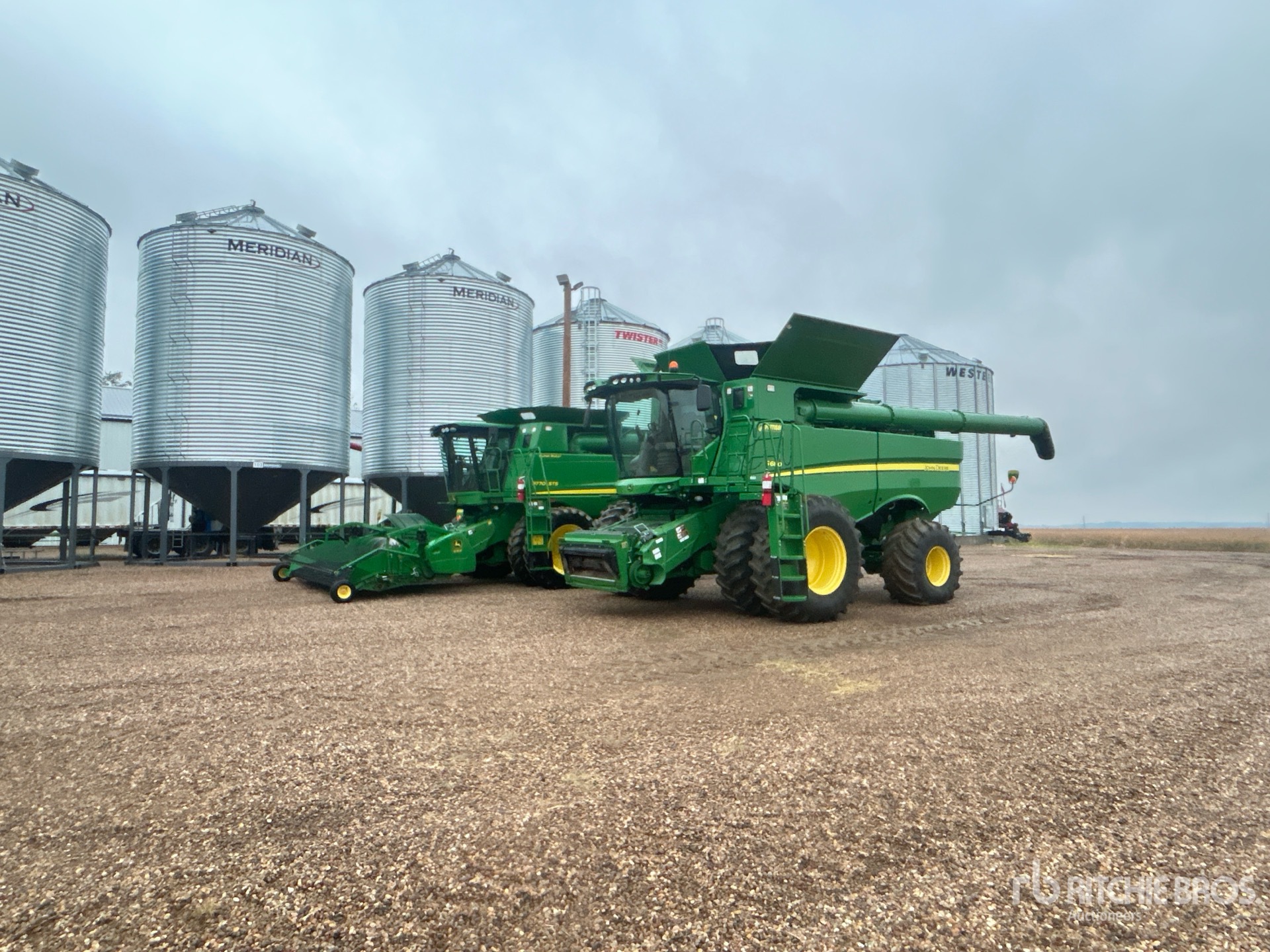 2016 John Deere S680