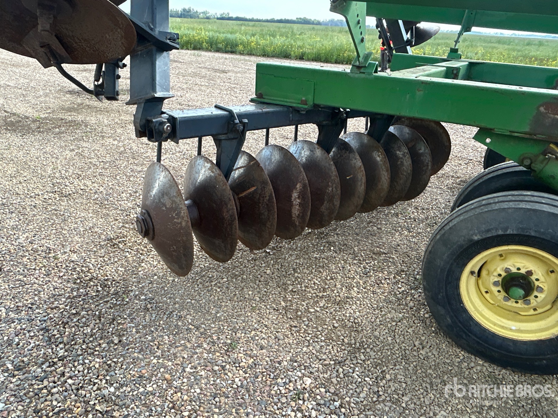 John Deere 650