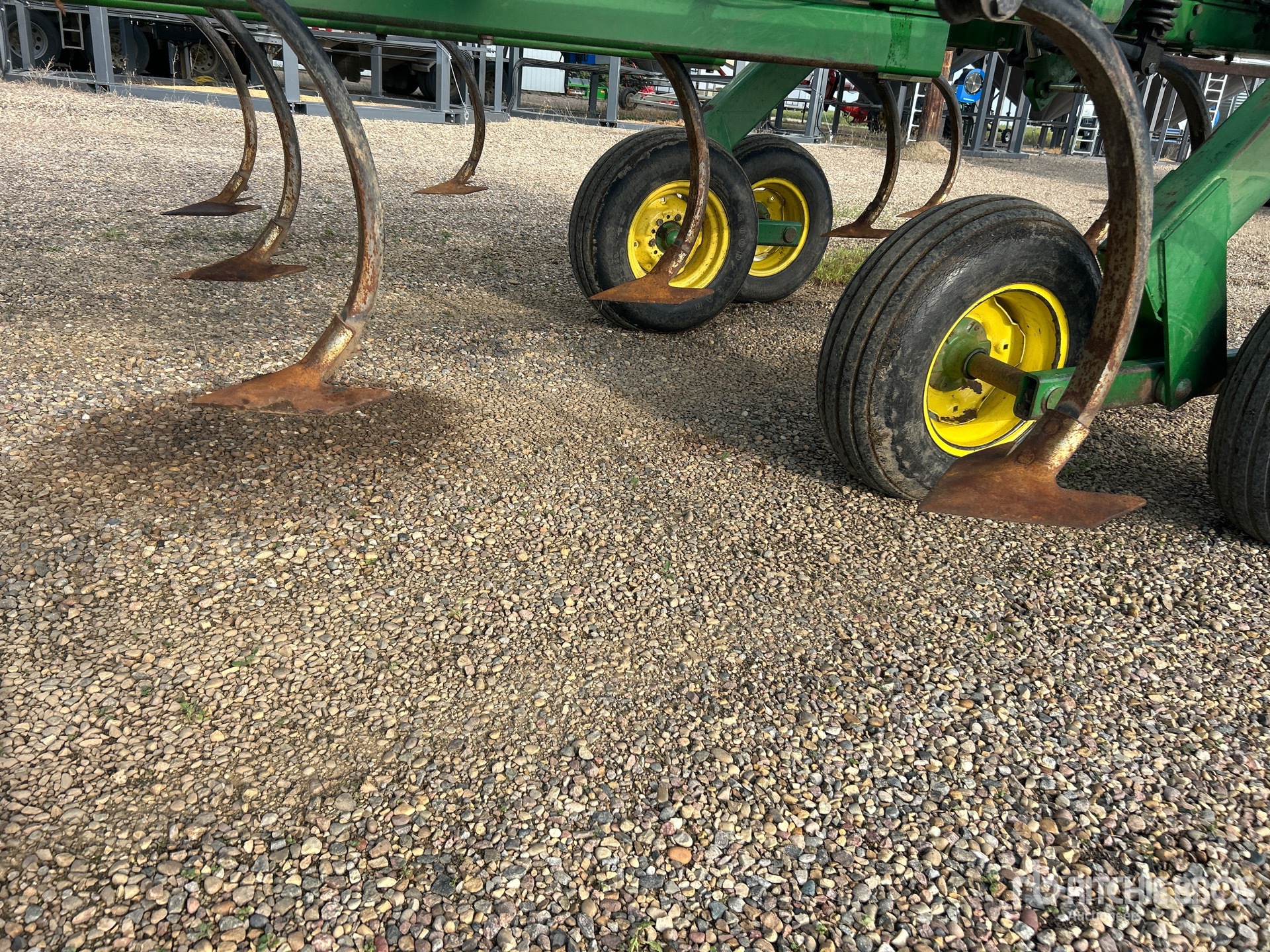 1995 John Deere 680