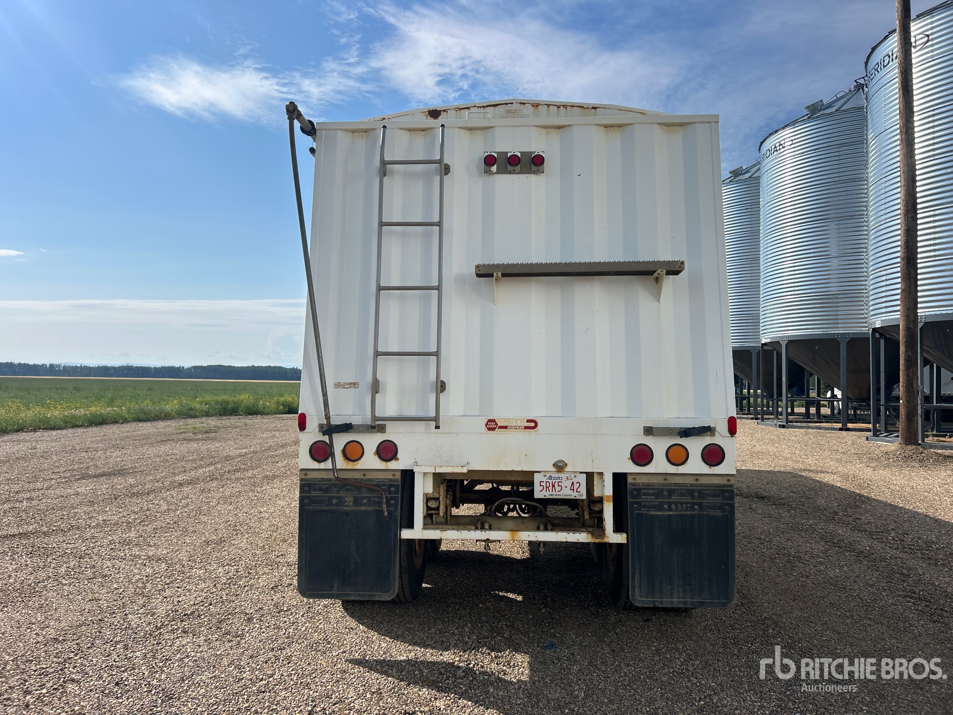 1995 Doepker 38 ft T/A