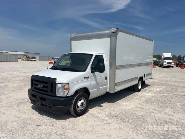 2022 Ford E350 4x2 Van Truck