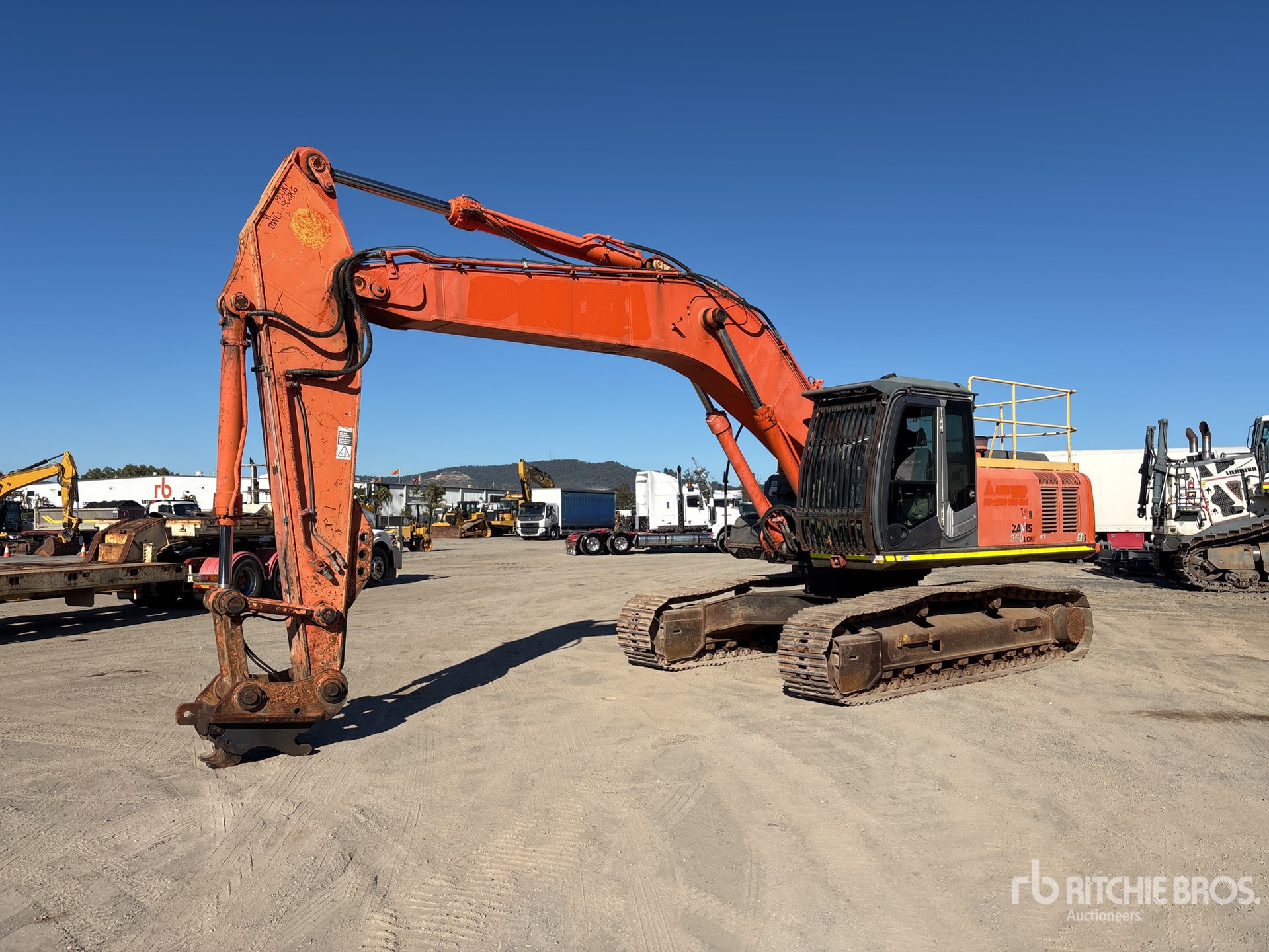 2011 Hitachi ZX350LCH-3