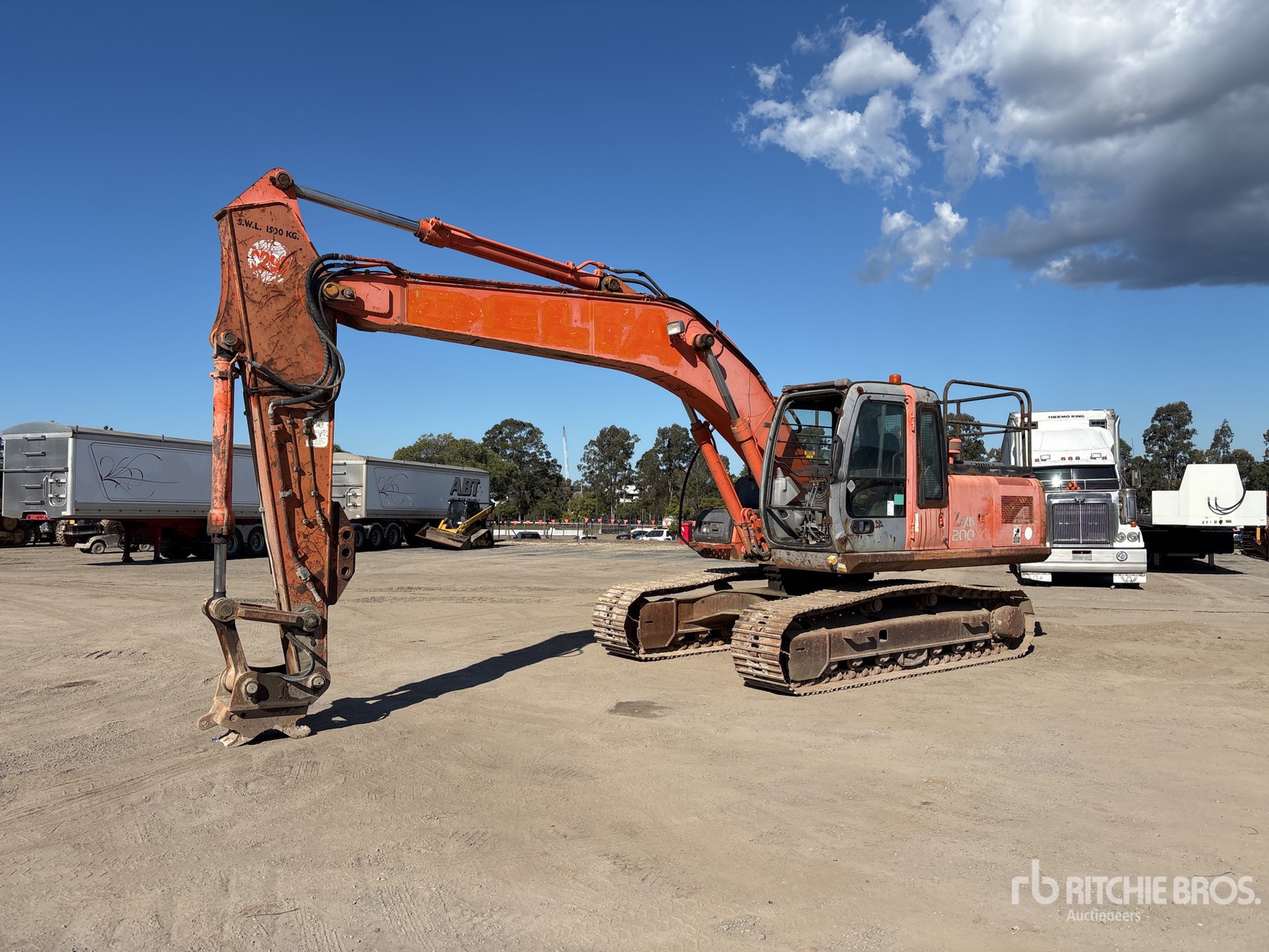 2002 Hitachi ZX200