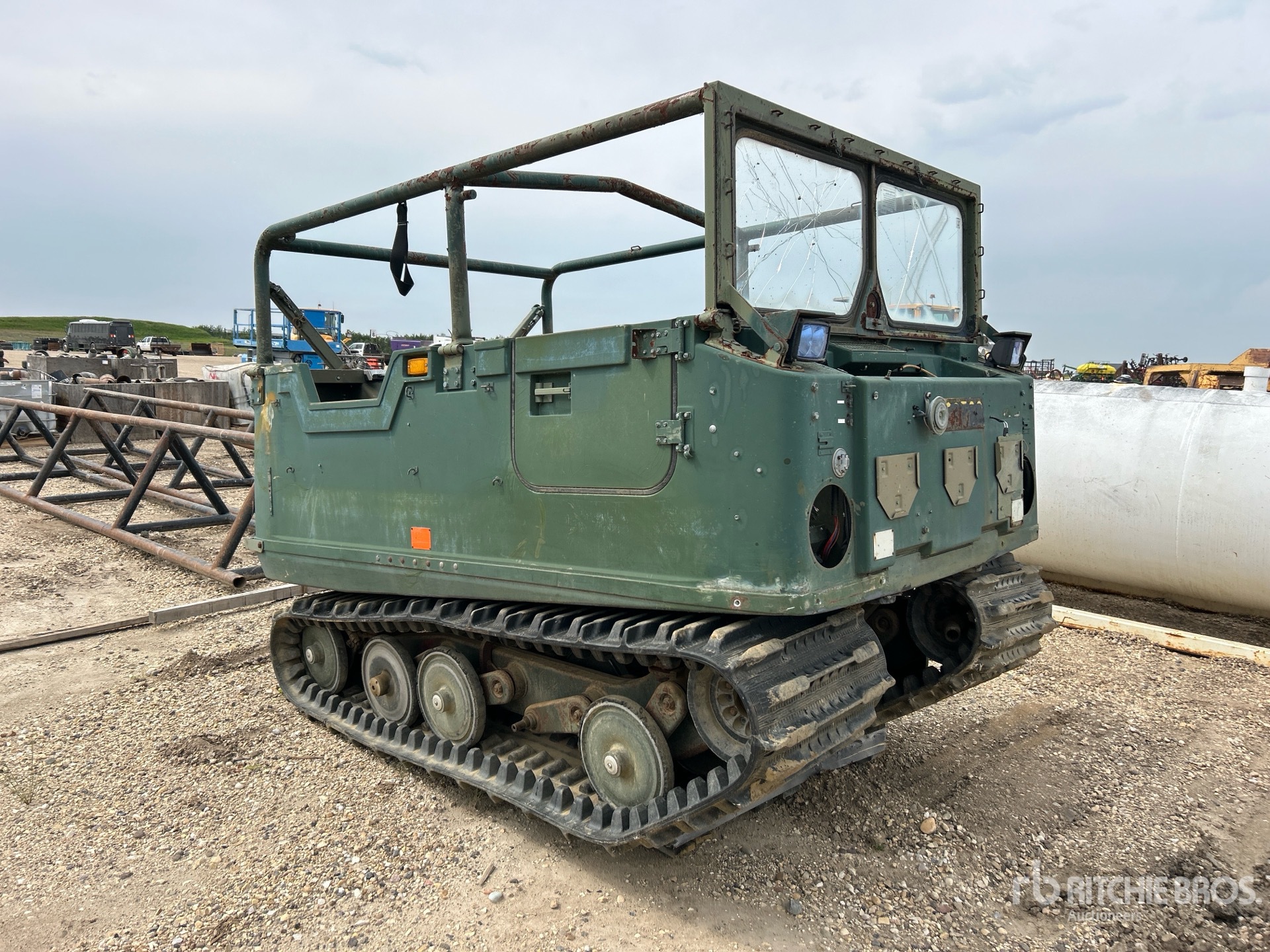 General Appearance with Picture, Right Front Corner