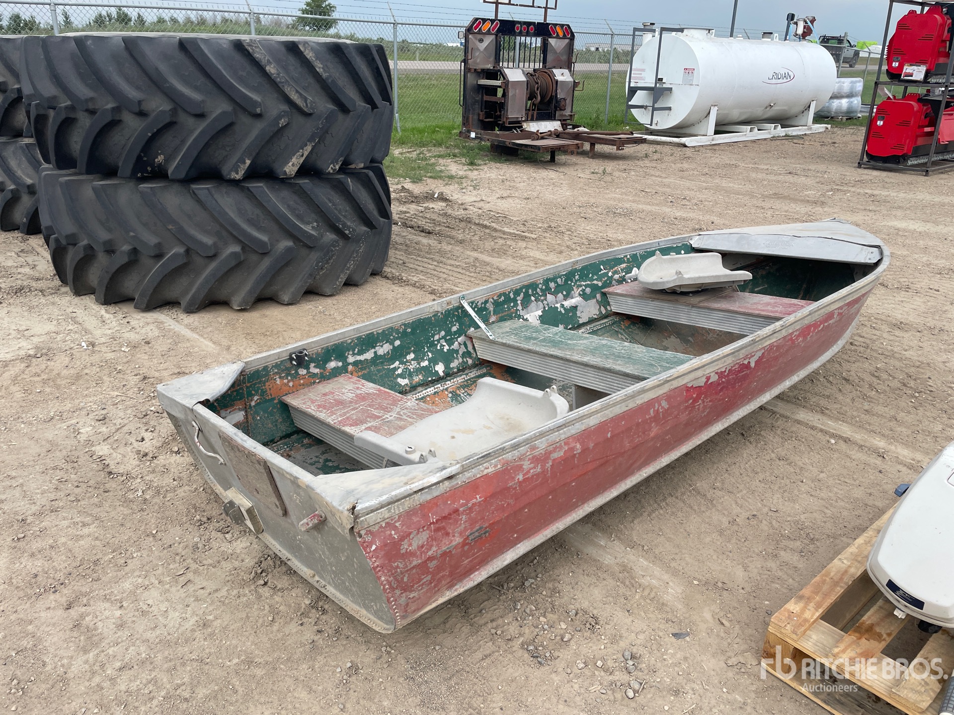 General Appearance with Picture, Right Rear Corner