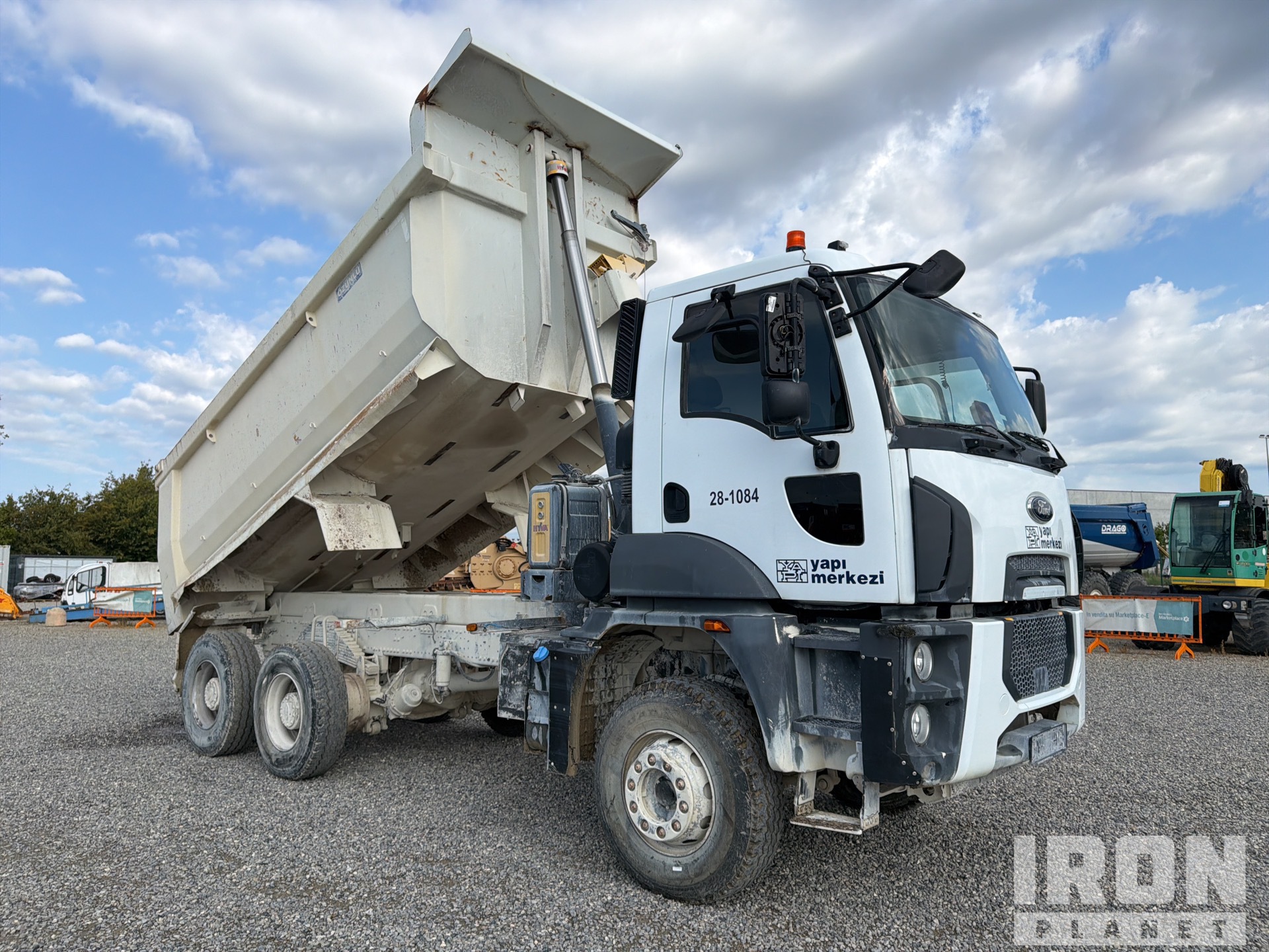 2022 Ford 3542D
