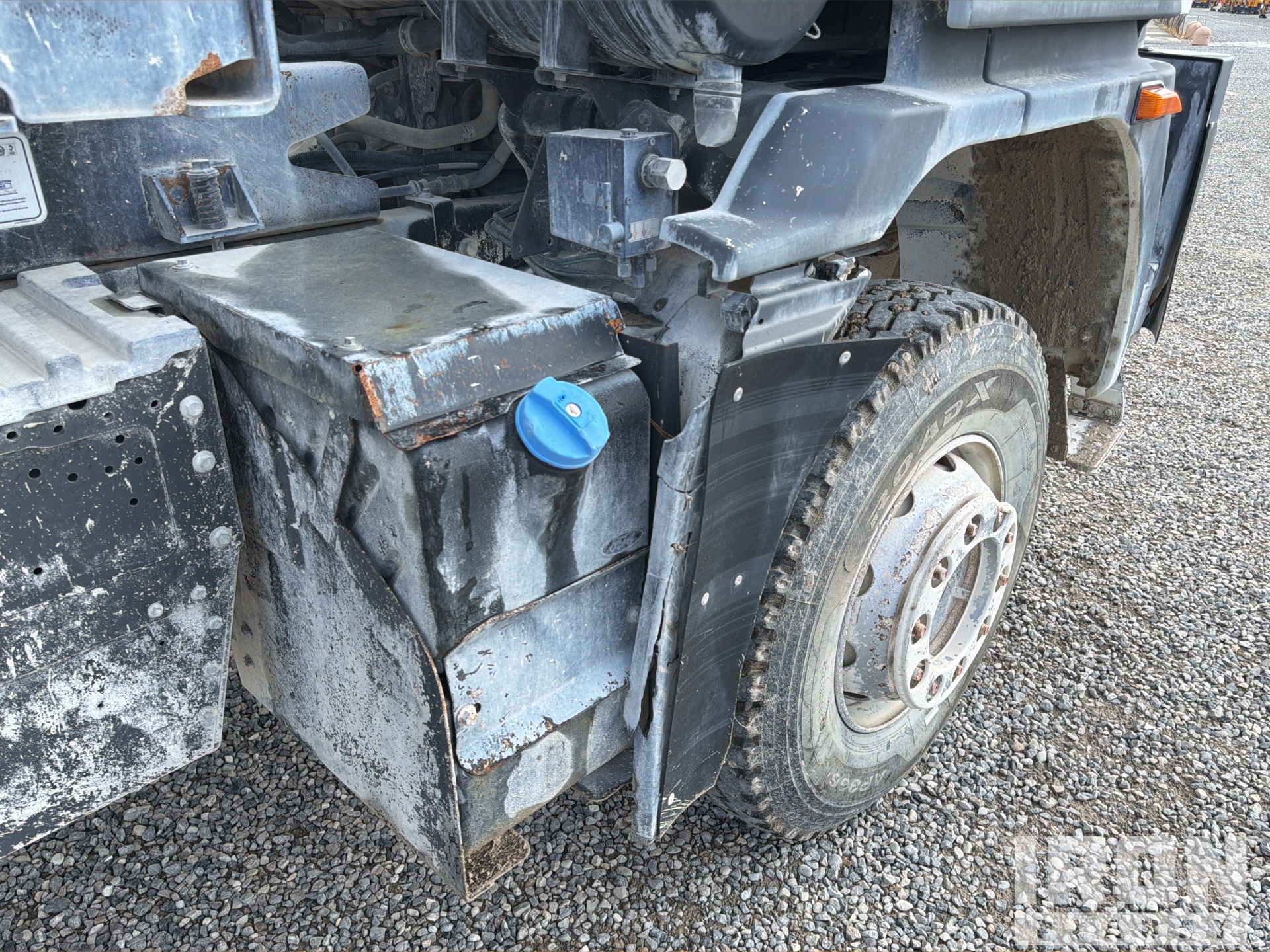 2022 Ford 3542D