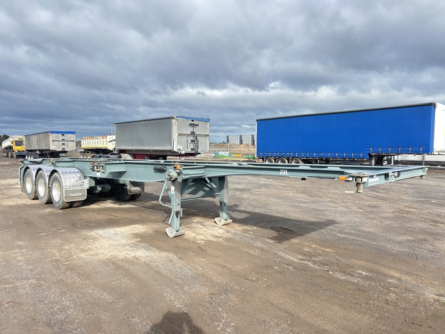 2022 MaxiTrans 12.1 m Tri/A Skel Trailer