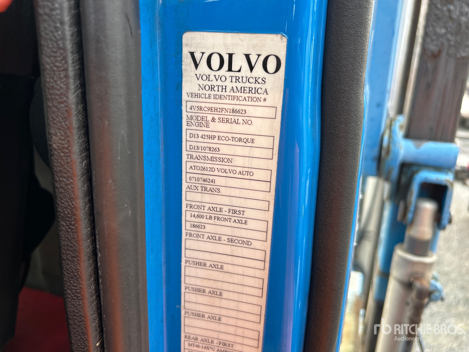 2015 Volvo VAH