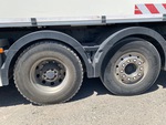 Underbody with Left Center Drive Tires