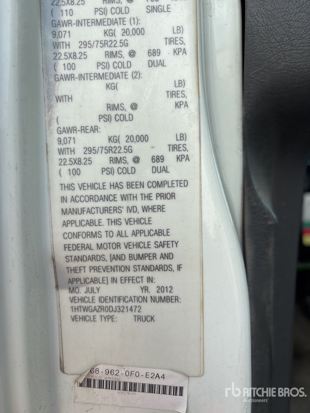 Photo of a 2013 International 7400