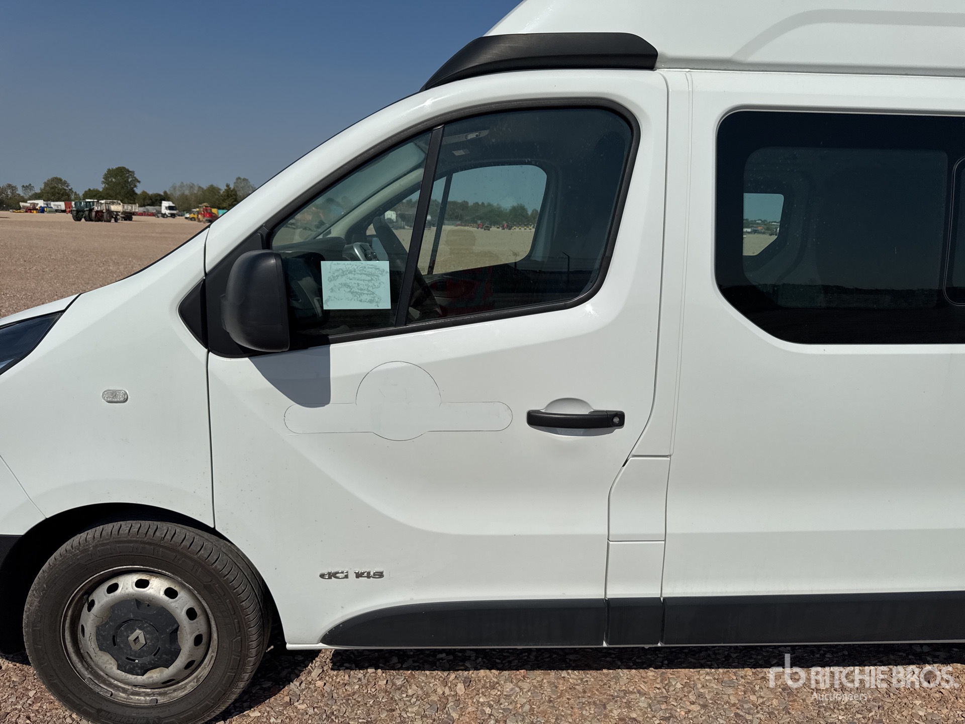 2017 Renault TRAFIC DCI145