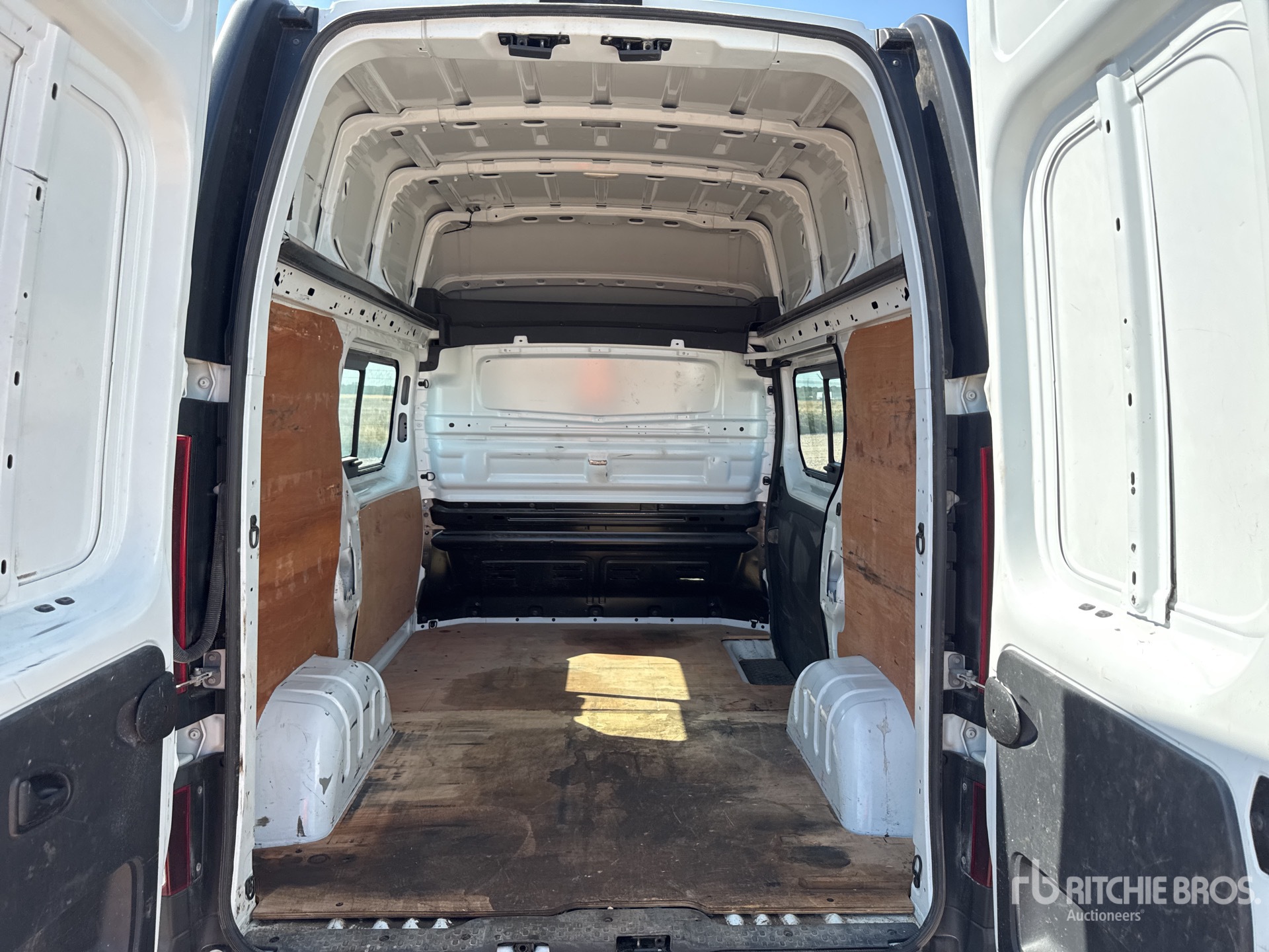 2017 Renault TRAFIC DCI145