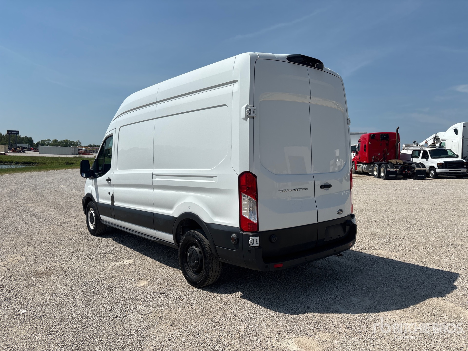 2020 Ford TRANSIT 250