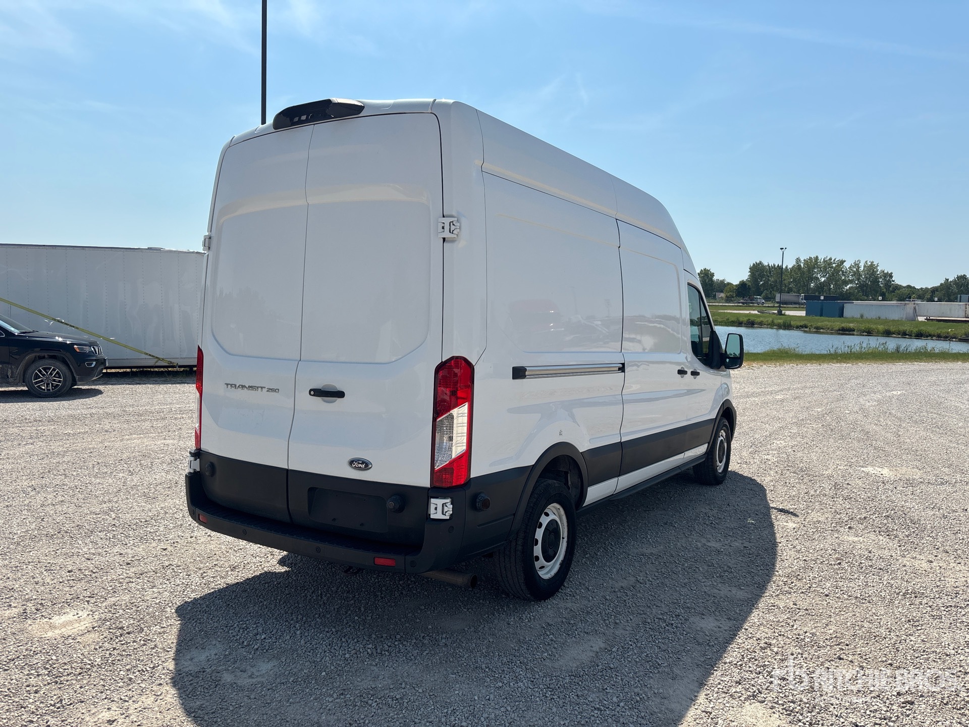 2020 Ford TRANSIT 250