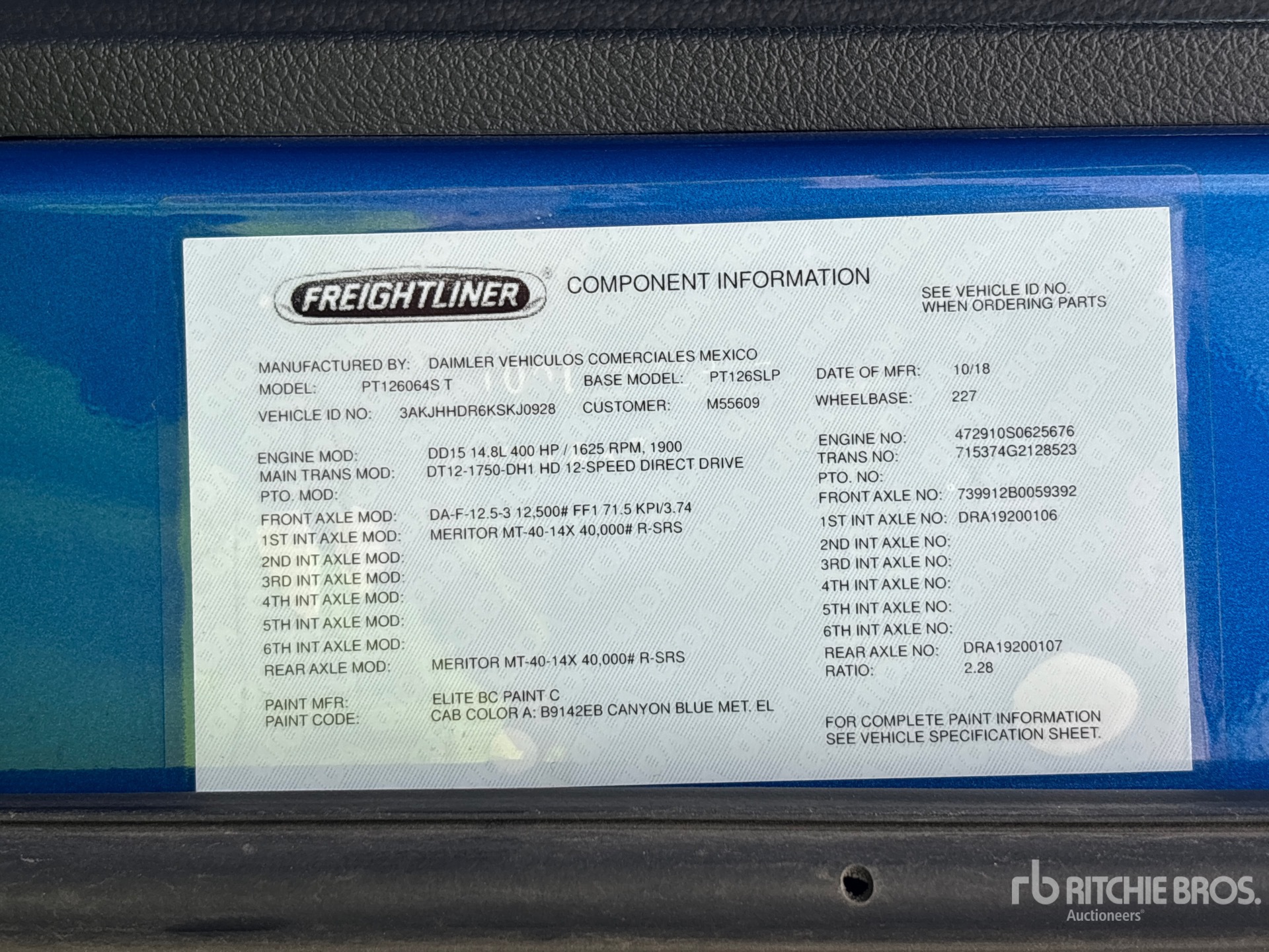 2019 Freightliner CASCADIA 126