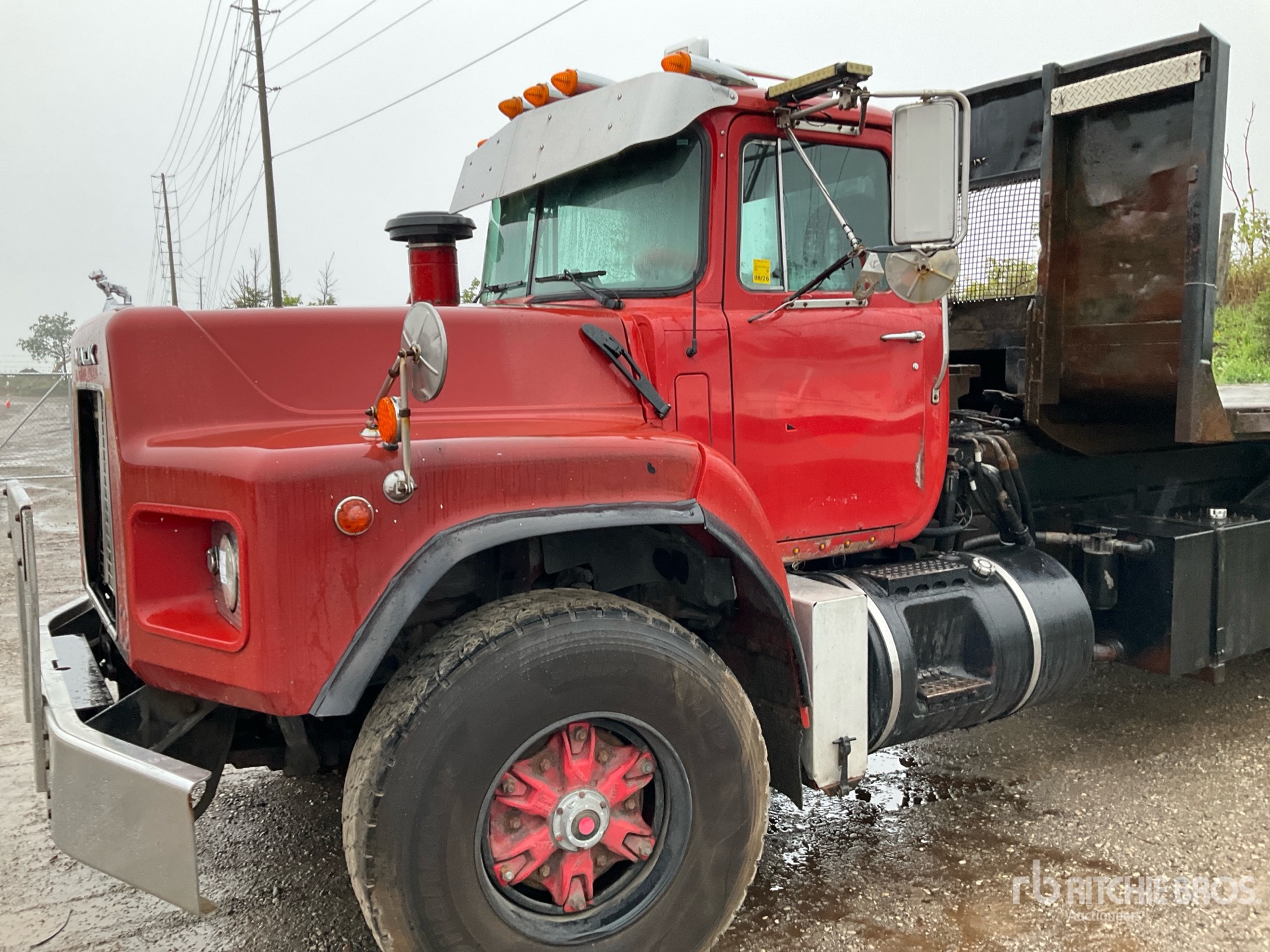 1999 Mack RB