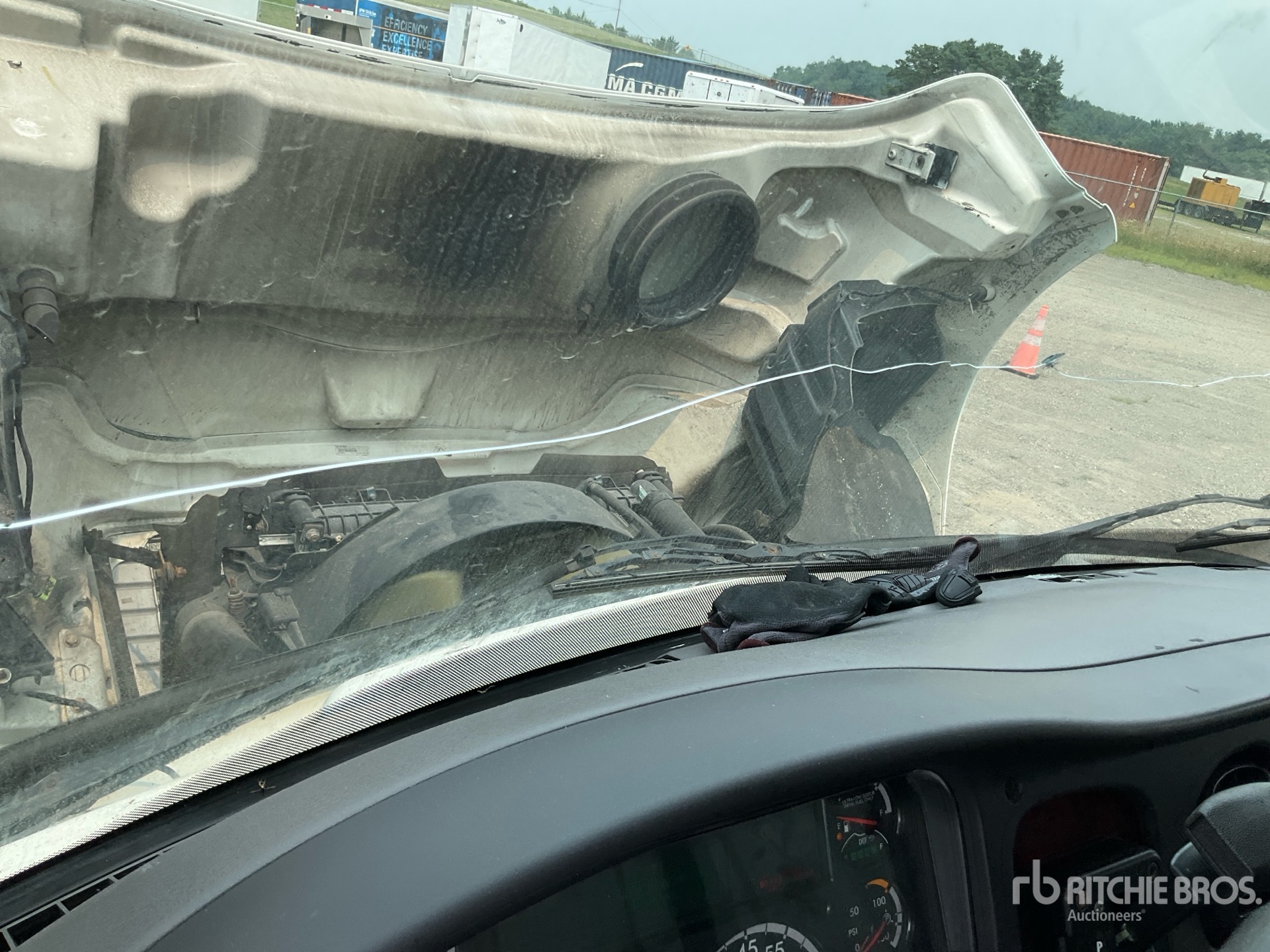2020 Freightliner M2 106
