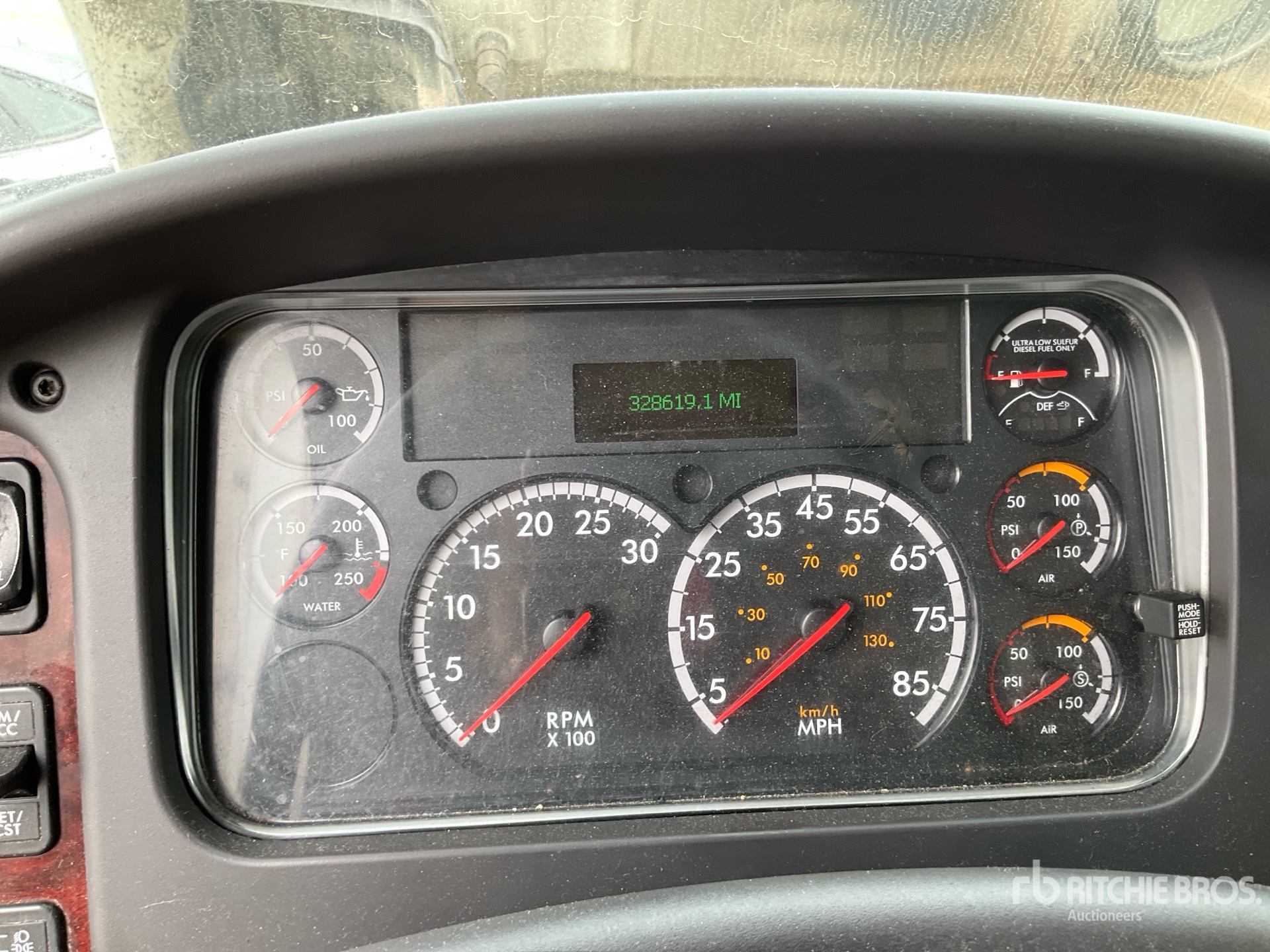 2020 Freightliner M2 106