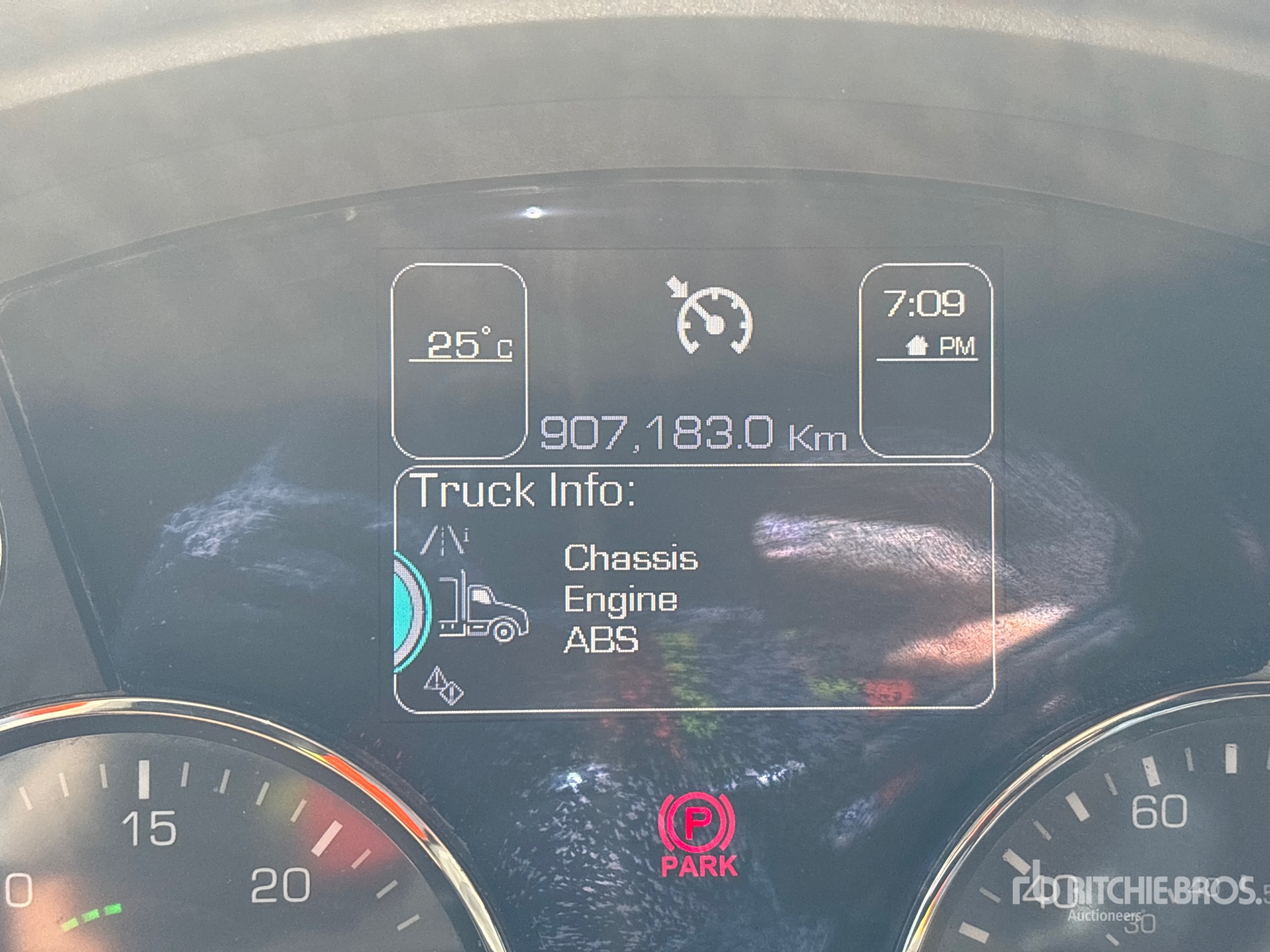 2019 Kenworth T880