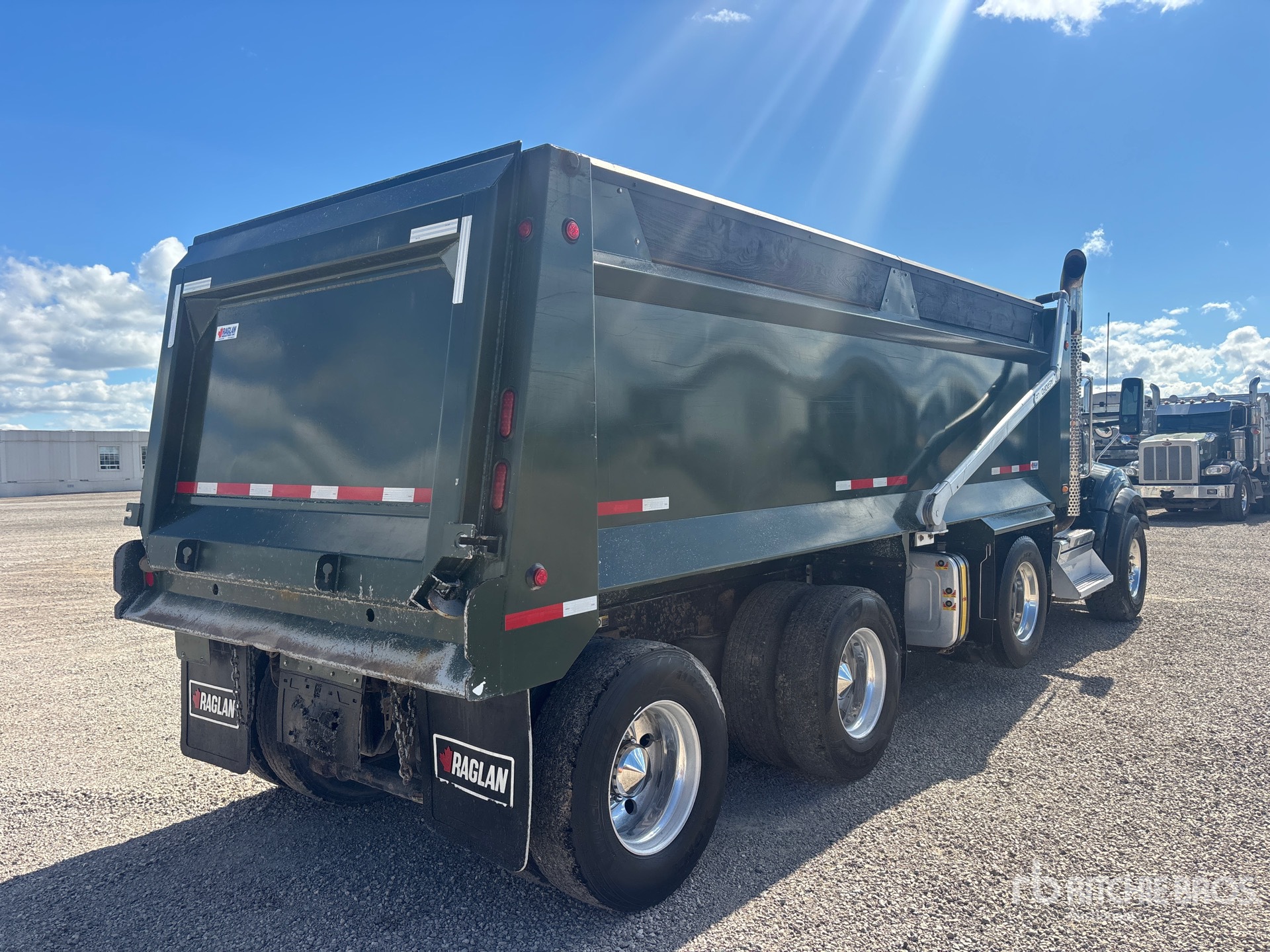 2019 Kenworth T880