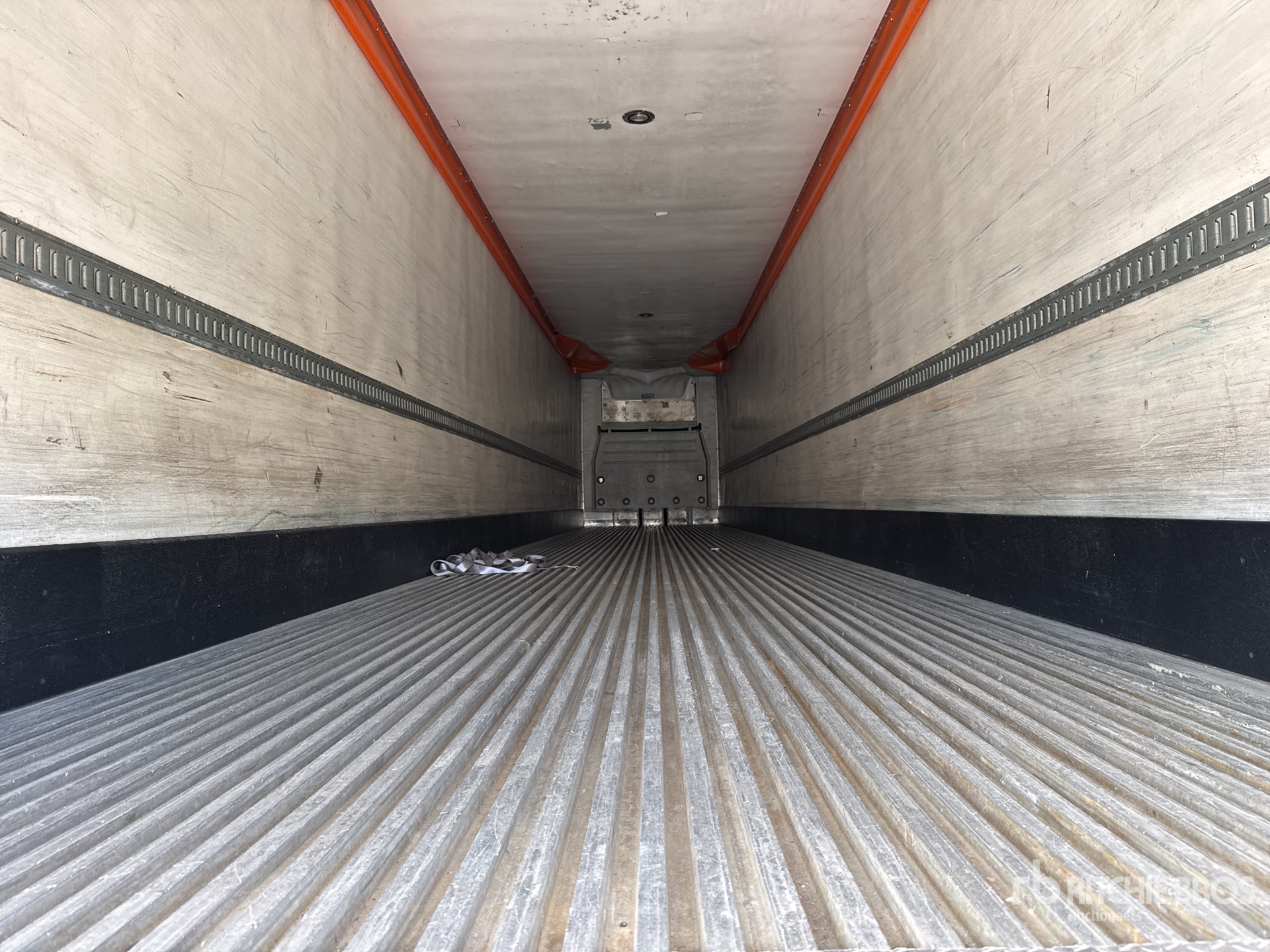 2011 Utility 53 FT T/A