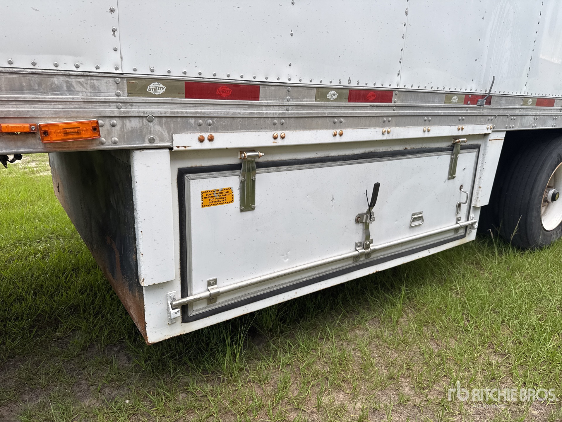 2013 Utility 48 ft T/A