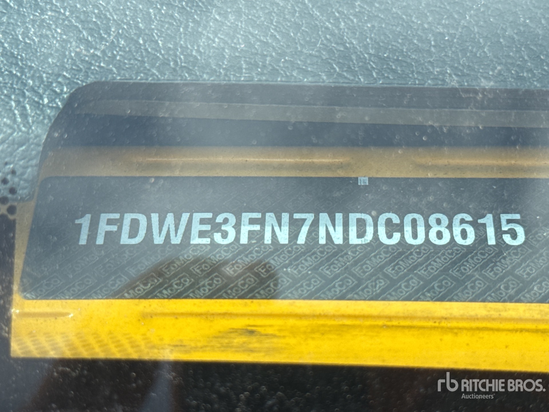 2022 Ford Econoline E-350