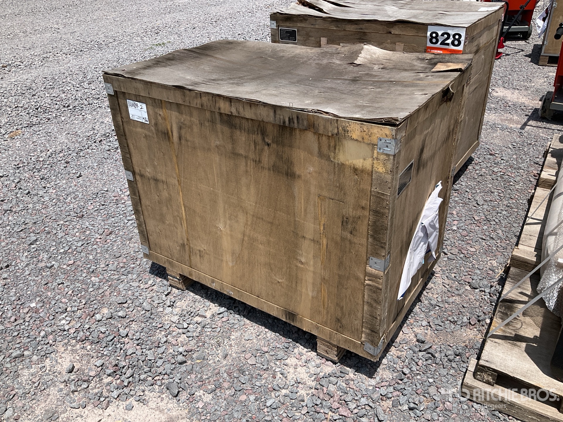General Appearance with Picture, Left Rear Corner