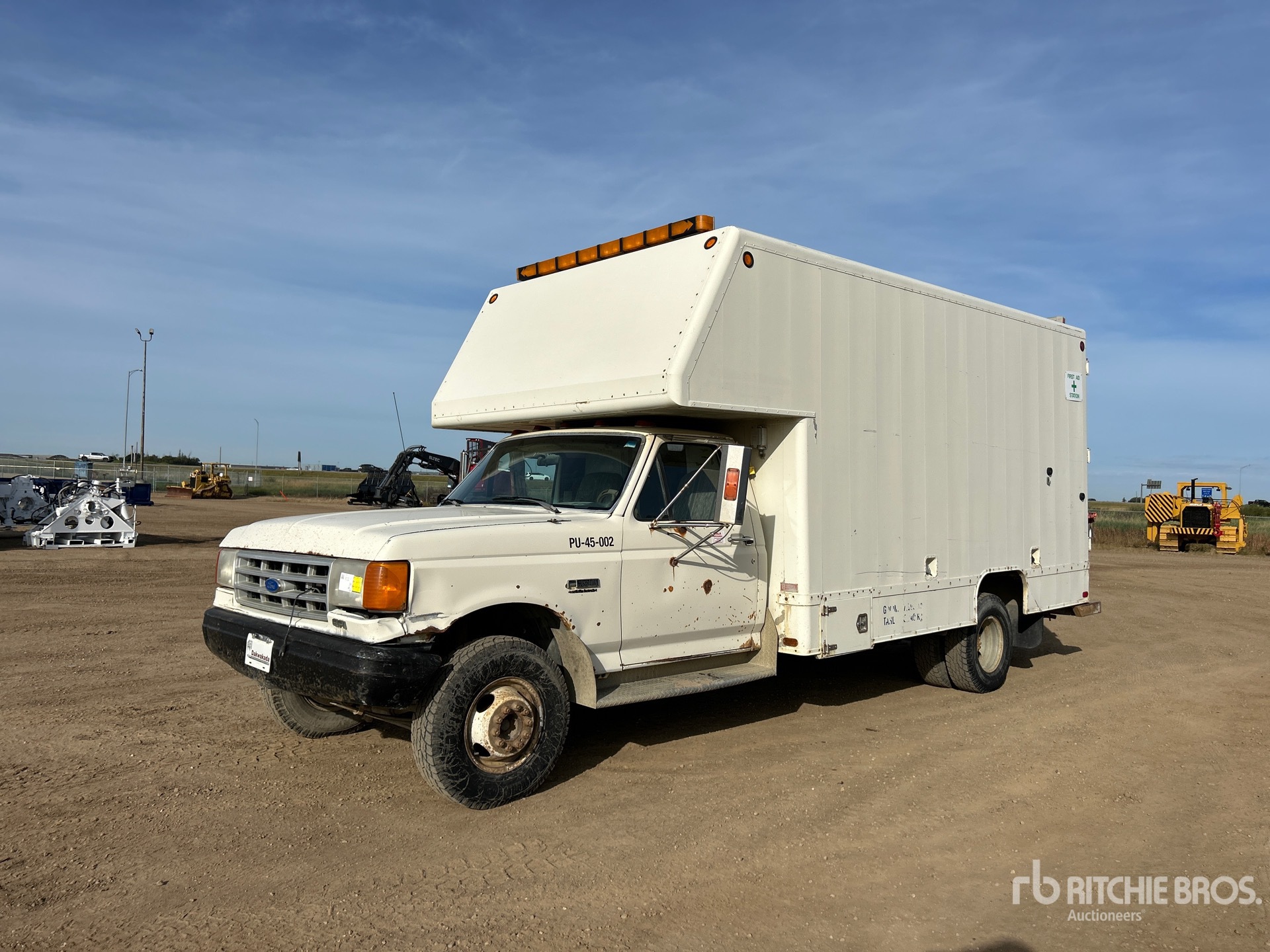 1990 Ford F-450