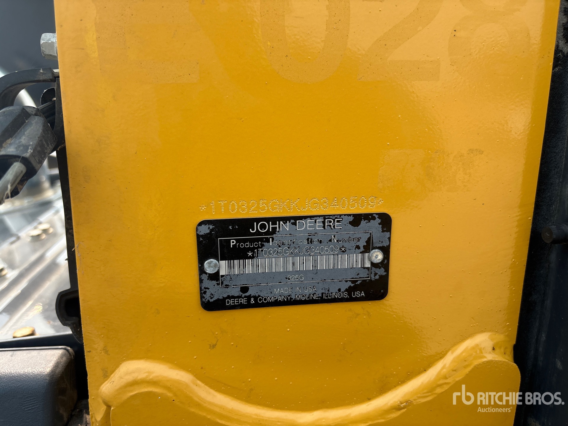 Photo of a 2019 John Deere 325G