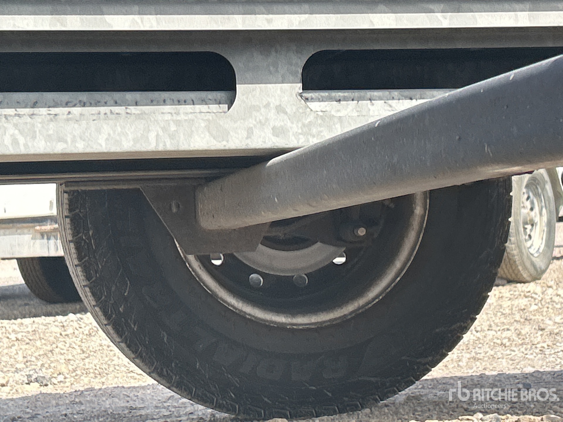 2020 Demco AT7000P