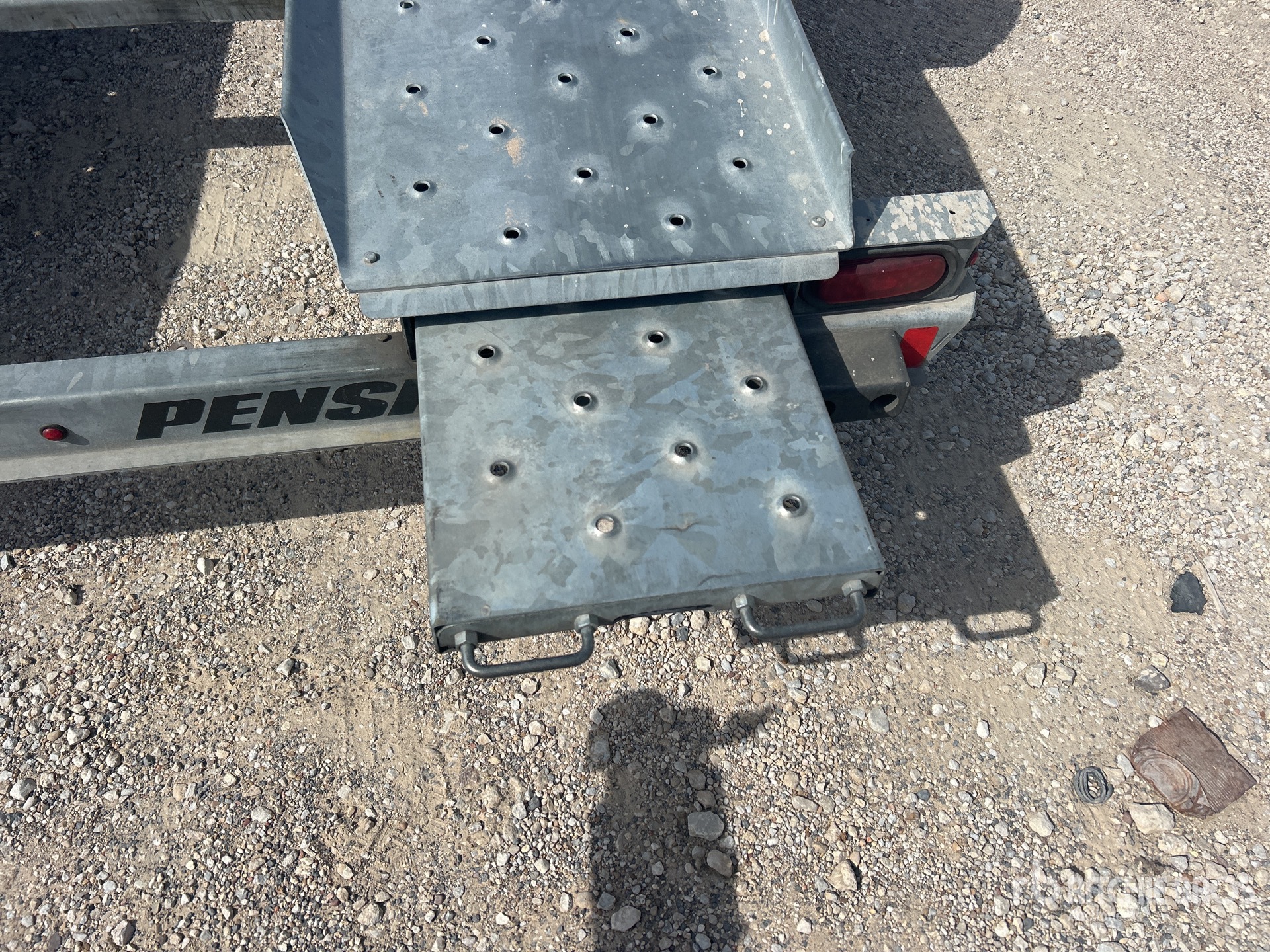 2020 Demco AT7000P