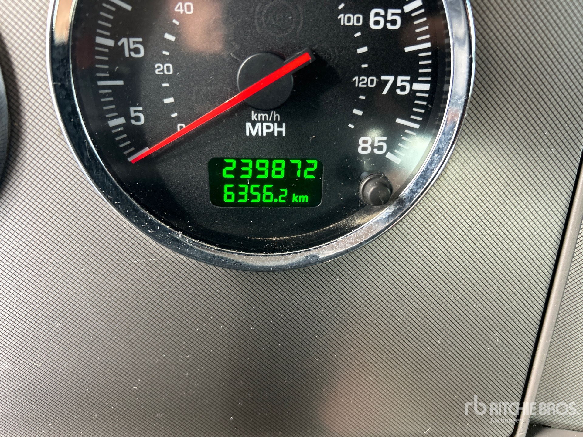 General Appearance with Hour Meter / Odometer