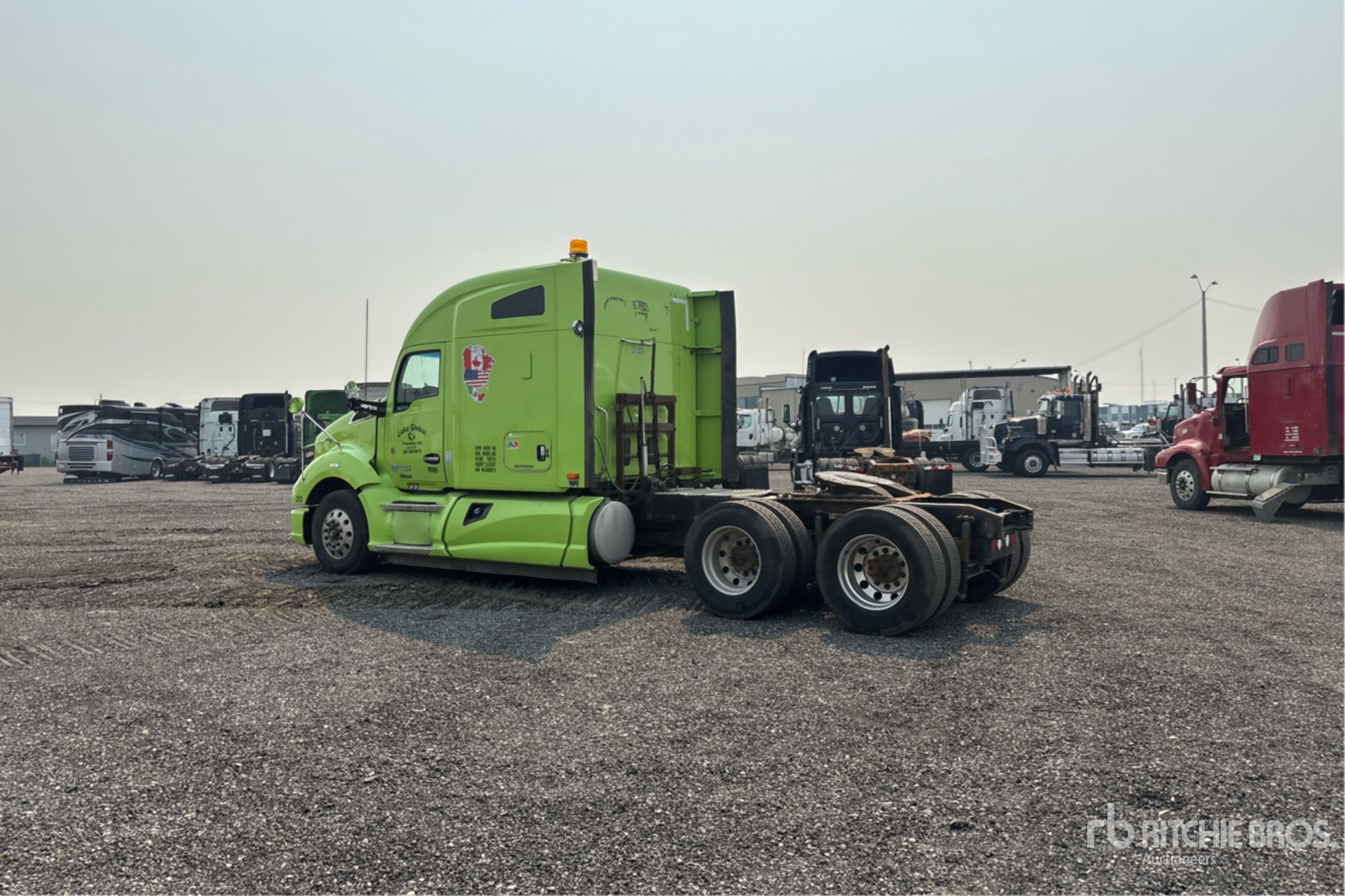 General Appearance with Picture, Left Rear Corner