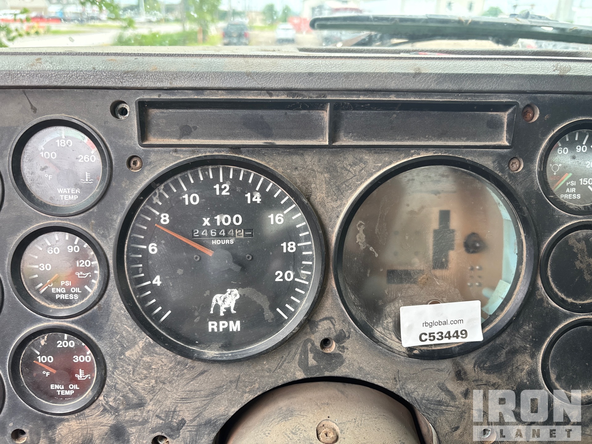 1997 Mack CH613
