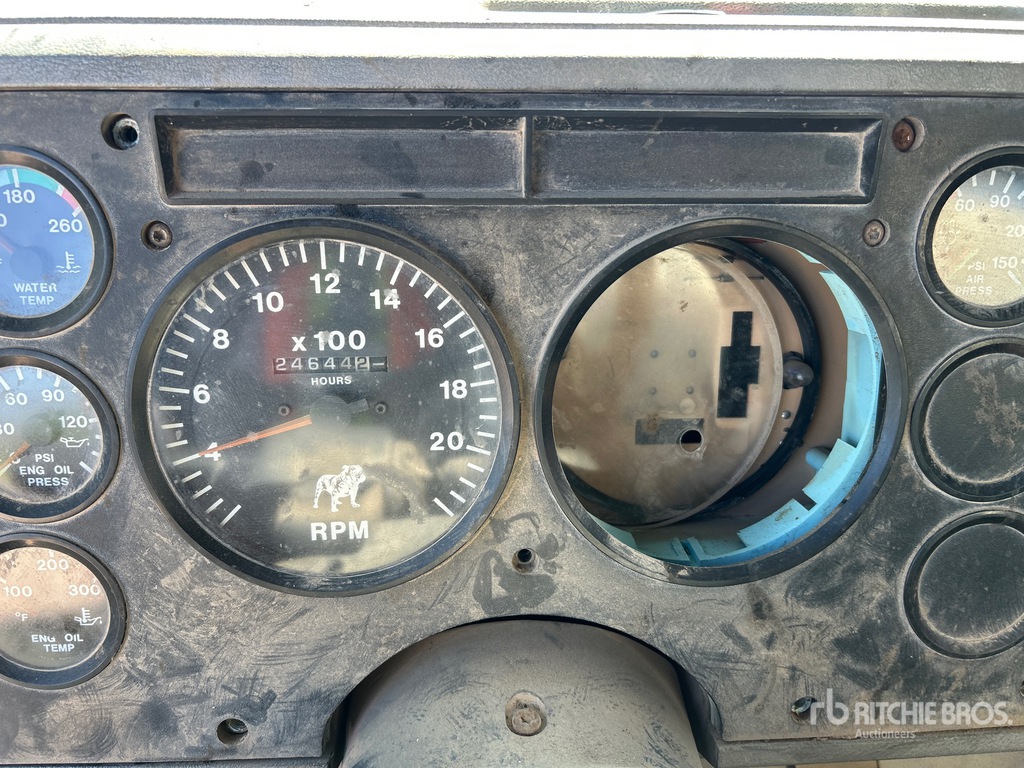 General Appearance with Hour Meter / Odometer