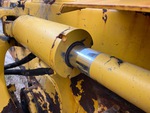 Hydraulics with Blade Tilt Cylinders