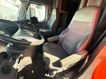 4 Transmision with Seats/armrests