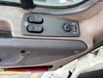 Cab with Window Controls